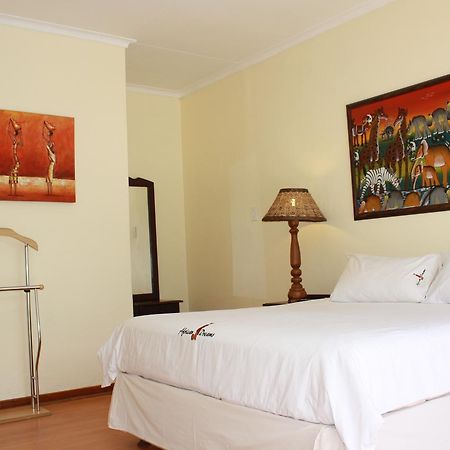 African Dreams Lodge Kempton Park Kültér fotó