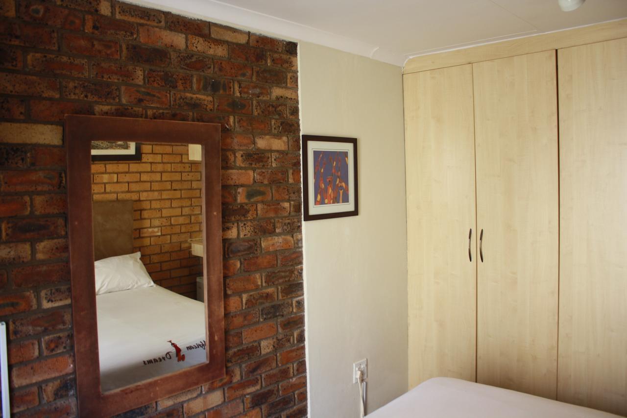 African Dreams Lodge Kempton Park Kültér fotó